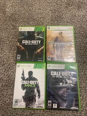 Microsoft Xbox 360 Call of Duty 4-Game Set with Green Cases